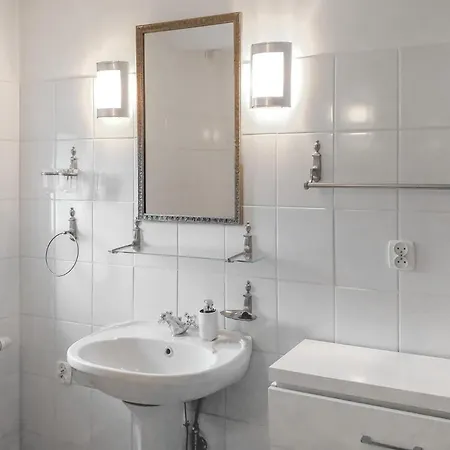 Apartment Beautiful In With Wifi *